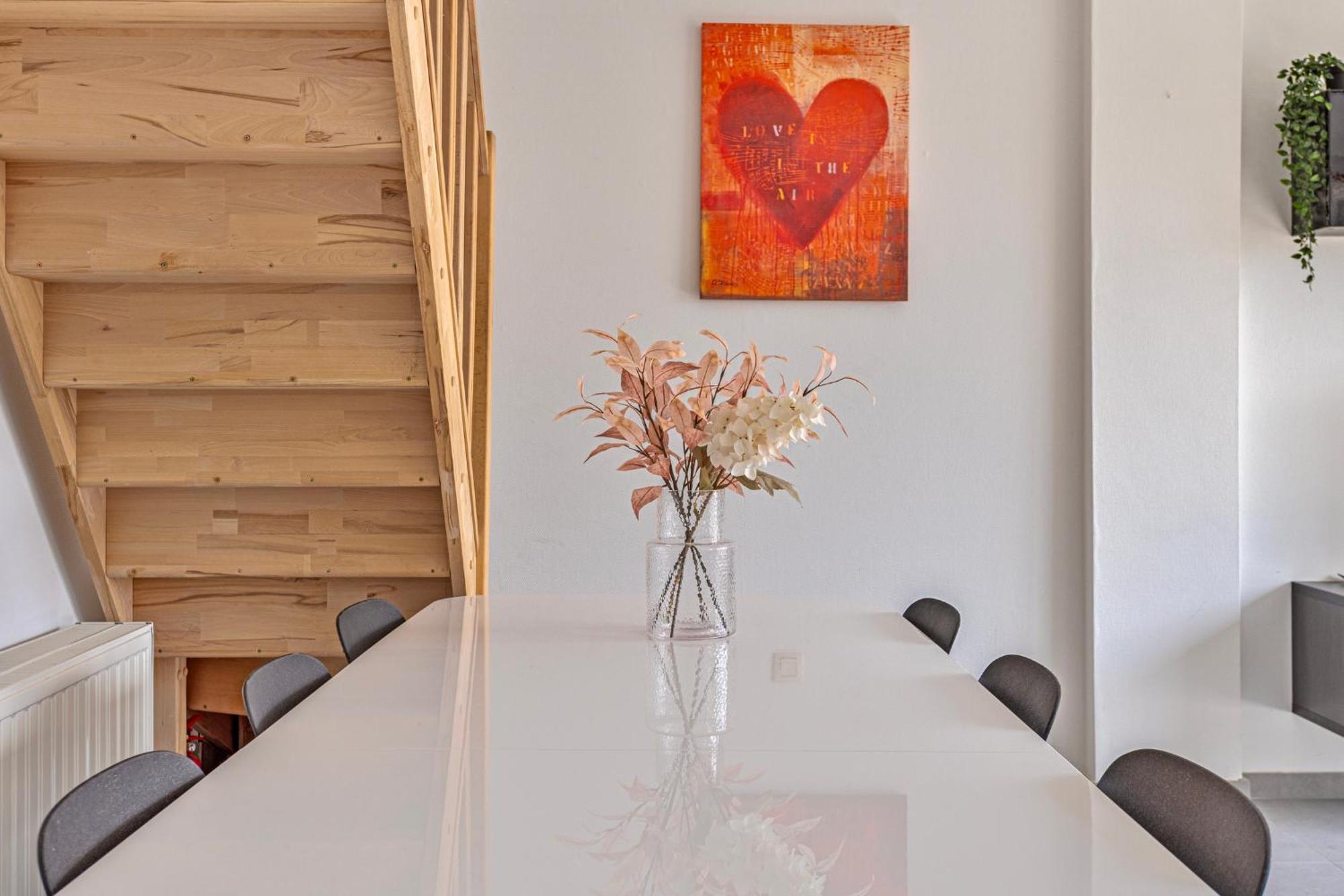 Appartement Penthouse Duplex Met Groot Terras Dichtbij Zee.